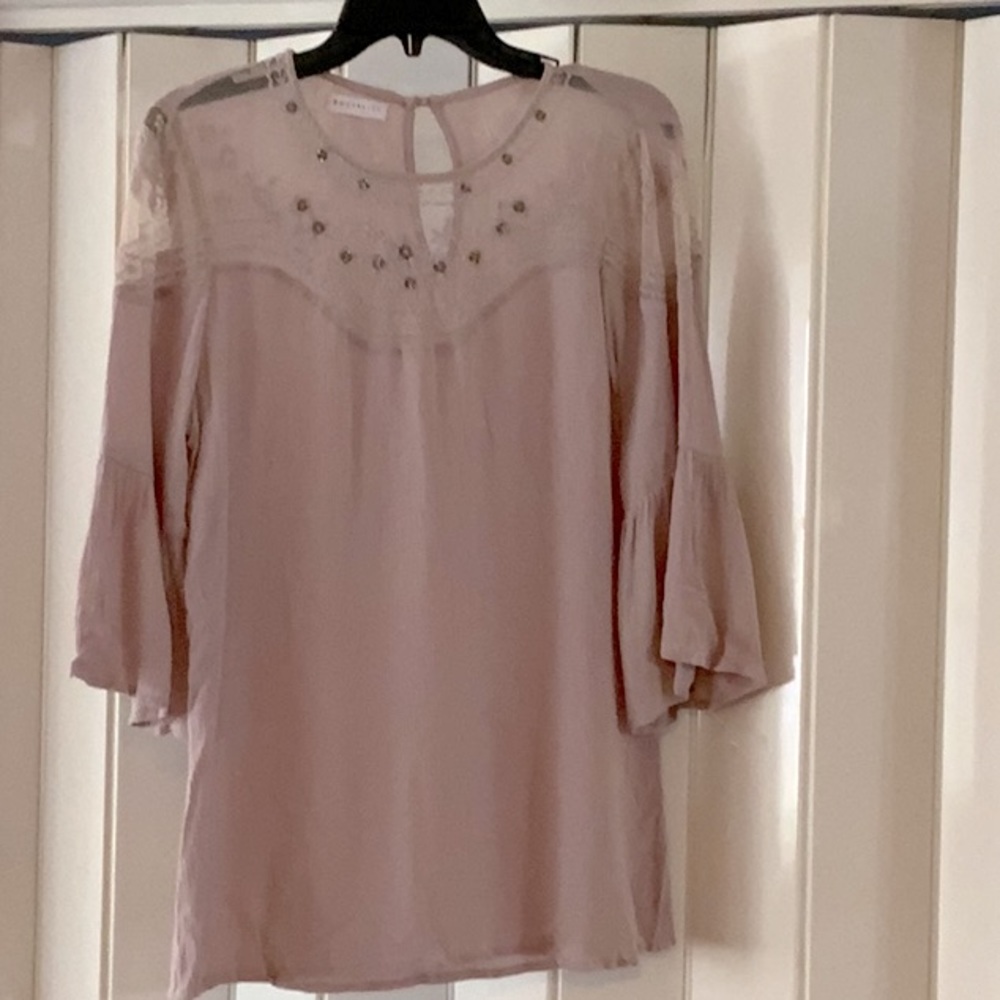 Beige/Blush blouse